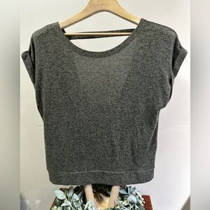 Women’s Olive Green Open Back Short Sleeve Blouse Size L